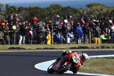 Alvaro Bautista , Race 1, Australian WorldSBK, 19 November