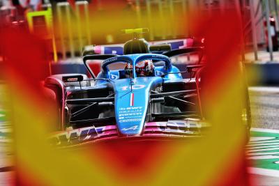 Pierre Gasly (FRA) Alpine F1 Team A523 enters the pit box. Formula 1 Testing, Sakhir, Bahrain, Day Three.
-