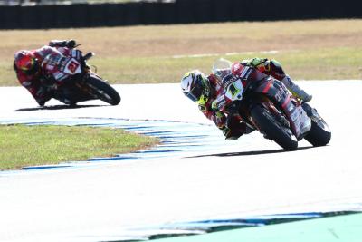 Alvaro Bautista , Race 2 Australian WorldSBK, 27 February