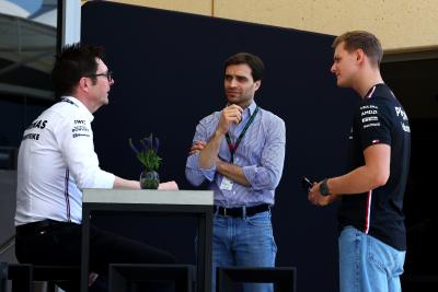 (L to R): Andrew Shovlin (GBR) Mercedes AMG F1 Trackside Engineering Director with Jerome d'Ambrosio (BEL) and Mick