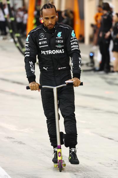 Lewis Hamilton (GBR) Mercedes AMG F1. Formula 1 World Championship, Rd 1, Bahrain Grand Prix, Sakhir, Bahrain, Race Day.