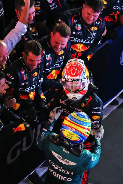 Race winner Max Verstappen (NLD) Red Bull Racing celebrates with third placed Fernando Alonso (ESP) Aston Martin F1 Team in