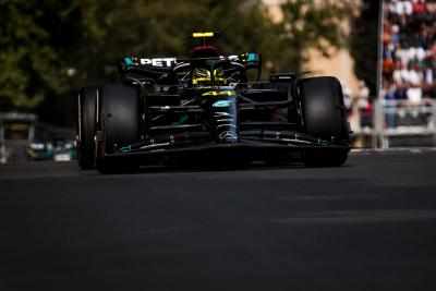 Lewis Hamilton (GBR ) Mercedes AMG F1 W14. Kejuaraan Dunia Formula 1, Rd 4, Grand Prix Azerbaijan, Sirkuit Jalan Baku,
