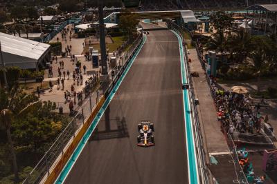 Sergio Perez (MEX) Red Bull Racing RB19. Formula 1 World Championship, Rd 5, Miami Grand Prix, Miami, Florida, USA, Race