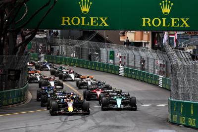 Max Verstappen (NLD) Red Bull Racing RB19 leads at the start of the race. Formula 1 World Championship, Rd 7, Monaco Grand