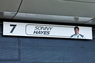 Lubang APXGP fiksi garasi, untuk film Apple yang akan datang - Sonny Hayes. Formula 1 World Championship, Rd