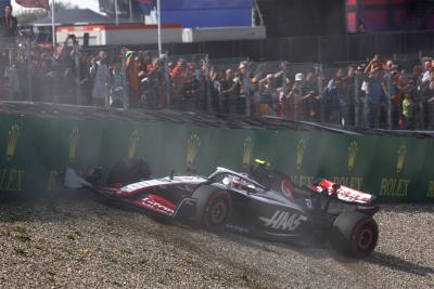 Nico Hulkenberg (GER) Haas VF-23 runs off in the first practice session. Formula 1 World Championship, Rd 14, Dutch Grand