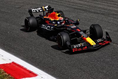 Max Verstappen (NLD) Red Bull Racing RB19. Formula 1 World Championship, Rd 15, Italian Grand Prix, Monza, Italy, Practice