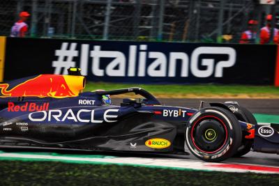Sergio Perez (MEX) Red Bull Racing RB19. Formula 1 World Championship, Rd 15, Italian Grand Prix, Monza, Italy, Practice