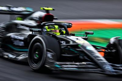 Lewis Hamilton (GBR) Mercedes AMG F1 W14. Formula 1 World Championship, Rd 15, Italian Grand Prix, Monza, Italy, Practice