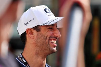 Daniel Ricciardo (AUS ) AlphaTauri.Kejuaraan Dunia Formula 1, Rd 16, Grand Prix Singapura, Sirkuit Jalanan Marina Bay,