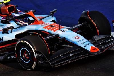 Logan Sargeant (USA) Williams Racing FW45. Formula 1 World Championship, Rd 16, Singapore Grand Prix, Marina Bay Street