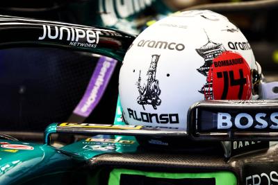 The helmet of Fernando Alonso (ESP) Aston Martin F1 Team. Formula 1 World Championship, Rd 17, Japanese Grand Prix,