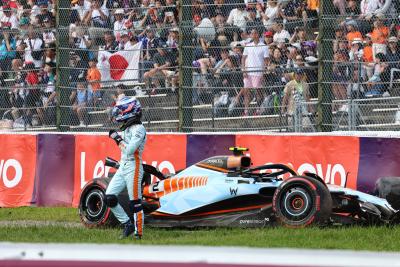 Logan Sargeant (USA) Williams Racing FW45 crashed out of qualifying. Formula 1 World Championship, Rd 17, Japanese Grand