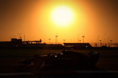 Lewis Hamilton (GBR) Mercedes AMG F1 W14. Formula 1 World Championship, Rd 18, Qatar Grand Prix, Doha, Qatar, Qualifying