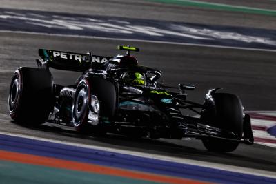 Lewis Hamilton (GBR) Mercedes AMG F1 W14. Formula 1 World Championship, Rd 18, Qatar Grand Prix, Doha, Qatar, Qualifying