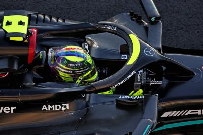 Lewis Hamilton (GBR) Mercedes AMG F1 W14. Formula 1 World Championship, Rd 18, Qatar Grand Prix, Doha, Qatar, Sprint