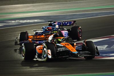 Lando Norris (GBR ) McLaren MCL60.Kejuaraan Dunia Formula 1, Rd 18, Grand Prix Qatar, Doha, Qatar, Sprint Day.-