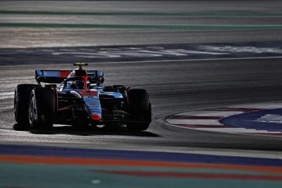 Logan Sargeant (AS) Williams Racing FW45. Kejuaraan Dunia Formula 1, Rd 18, Grand Prix Qatar, Doha, Qatar, Balapan