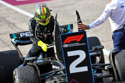 Posisi kedua Lewis Hamilton (GBR) Mercedes AMG F1 W14 di parc ferme.Kejuaraan Dunia Formula 1, Rd 19, Amerika Serikat