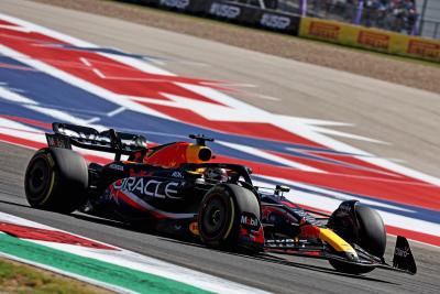 Max Verstappen (NLD ) Red Bull Racing RB19. Kejuaraan Dunia Formula 1, Rd 19, Grand Prix Amerika Serikat, Austin, Texas,