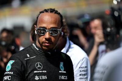 Lewis Hamilton (GBR ) Mercedes AMG F1 di grid.Kejuaraan Dunia Formula 1, Rd 19, Grand Prix Amerika Serikat, Austin,