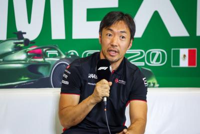 Ayao Komatsu (JPN ) Insinyur Balap Tim F1 Haas dalam Konferensi Pers FIA.Kejuaraan Dunia Formula 1, Rd 20, Meksiko