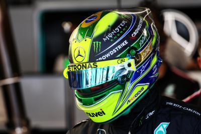 Lewis Hamilton (GBR ) Mercedes AMG F1. Kejuaraan Dunia Formula 1, Rd 21, Grand Prix Brasil, Sao Paulo, Brasil, Sprint