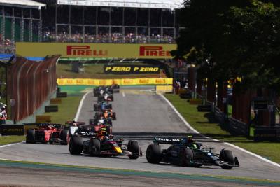 Lewis Hamilton (GBR) Mercedes AMG F1 W14 at the start of Sprint. Formula 1 World Championship, Rd 21, Brazilian Grand