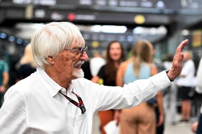 Bernie Ecclestone (GBR). Formula 1 World Championship, Rd 21, Brazilian Grand Prix, Sao Paulo, Brazil, Race Day.-