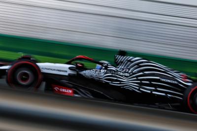 Daniel Ricciardo (AUS) AlphaTauri AT04. Formula 1 World Championship, Rd 23, Abu Dhabi Grand Prix, Yas Marina Circuit, Abu