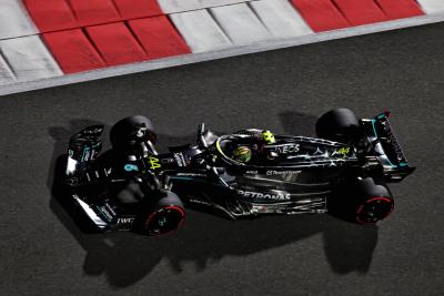 Lewis Hamilton (GBR ) Mercedes AMG F1 W14.Kejuaraan Dunia Formula 1, Rd 23, Grand Prix Abu Dhabi, Sirkuit Yas Marina,