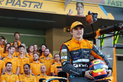 Oscar Piastri (AUS) McLaren at a team photograph. Formula 1 World Championship, Rd 23, Abu Dhabi Grand Prix, Yas Marina
