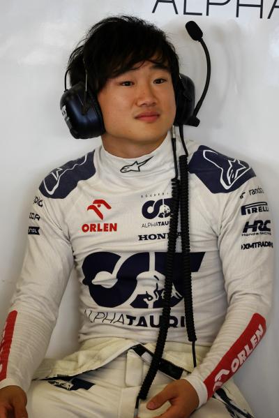 Yuki Tsunoda (JPN) AlphaTauri. Formula 1 Testing, Yas Marina Circuit, Abu Dhabi, Tuesday.- www.xpbimages.com, EMail: