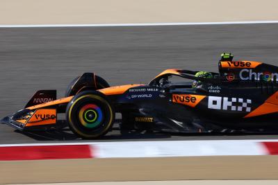 Lando Norris (GBR) McLaren MCL38. Formula 1 World Championship, Rd 1, Bahrain Grand Prix, Sakhir, Bahrain, Practice Day-