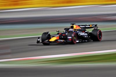 Max Verstappen (NLD) Red Bull Racing RB20. Formula 1 World Championship, Rd 1, Bahrain Grand Prix, Sakhir, Bahrain, Race