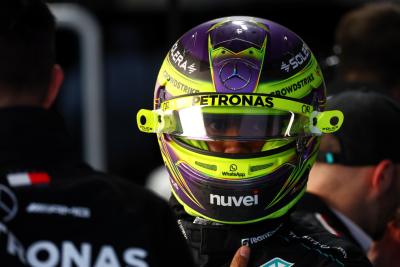 Lewis Hamilton (GBR) Mercedes AMG F1. Formula 1 World Championship, Rd 4, Japanese Grand Prix, Suzuka, Japan, Practice