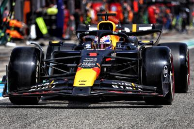 Max Verstappen (NLD) Red Bull Racing RB20 makes a pit stop. Formula 1 World Championship, Rd 7, Emilia Romagna Grand Prix,
