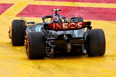 Lewis Hamilton (GBR) Mercedes AMG F1 W15 runs wide. Formula 1 World Championship, Rd 13, Hungarian Grand Prix, Budapest,