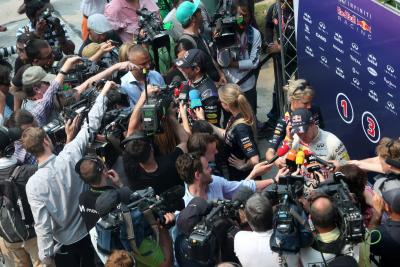 28.03.2014- Free Practice 2, Daniel Ricciardo (AUS) Red Bull Racing RB10 and Sebastian Vettel (GER)