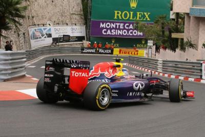 Ricciardo: I like riding bikes indoors...