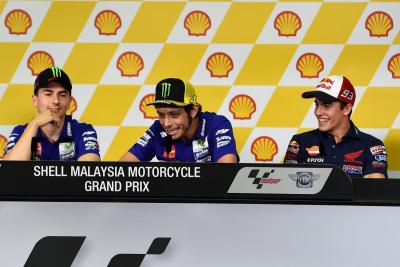 Rossi accuses Marquez of helping Lorenzo