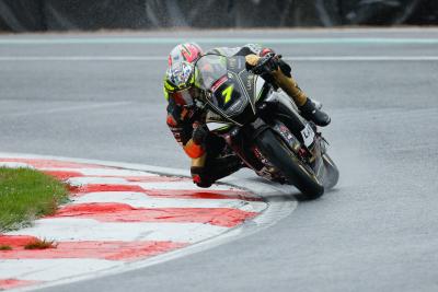 Vickers, 2023, Brands Hatch, Yamaha, win, BSB, Sprint, red flag, oil