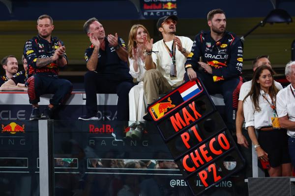 (L to R): Christian Horner (GBR) Red Bull Racing Team Principal celebrates at the podium with wife Geri Horner (GBR) Singer