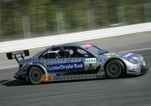 Hockenheim 2007: Ekstrom pinches opener.