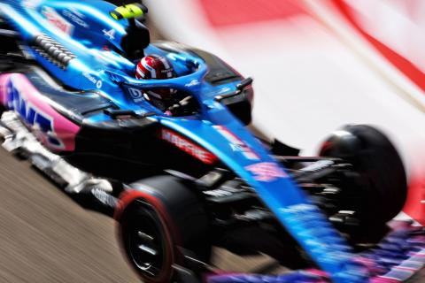 Esteban Ocon (FRA) Alpine F1 Team A522. Formula 1 World Championship, Rd 22, Abu Dhabi Grand Prix, Yas Marina Circuit, Abu