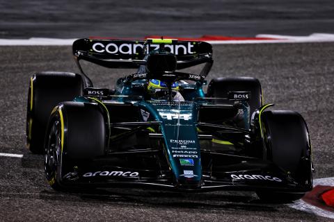 Fernando Alonso (ESP) Aston Martin F1 Team AMR23. Formula 1 Testing, Sakhir, Bahrain, Day Two. - www.xpbimages.com,