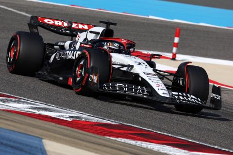 Nyck de Vries (NLD) AlphaTauri AT04. Formula 1 World Championship, Rd 1, Bahrain Grand Prix, Sakhir, Bahrain, Qualifying