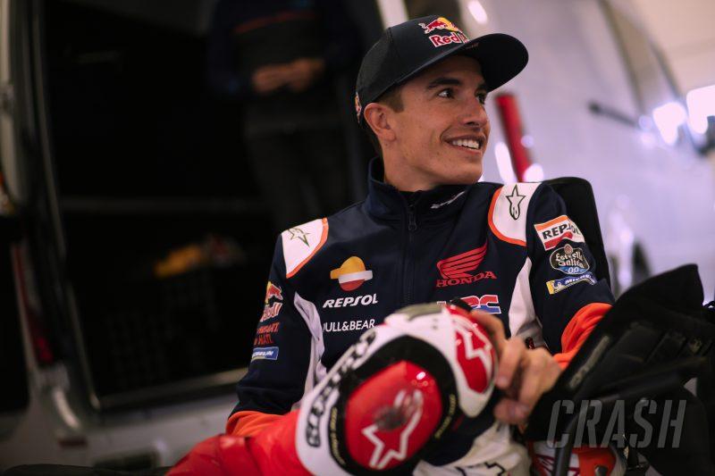 Pembalap MotoGP Marc Marquez kembali ke trek di Aragon dengan CBR600RR |  MotoGP