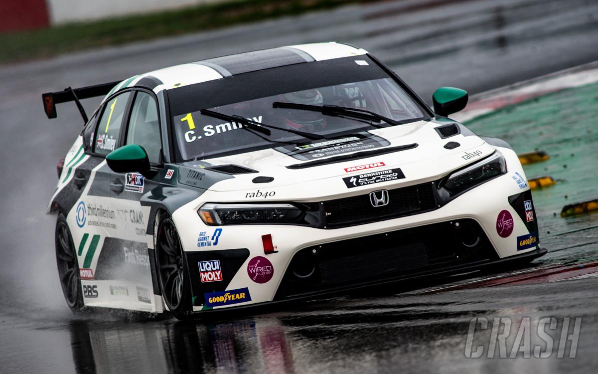 TCR-UK-Champion Chris Smiley „strebt hoch hinaus“ beim Auftakt in Snetterton